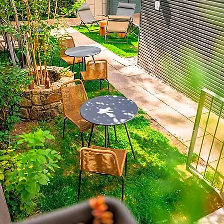 Jardim Da Batalha Boutique By Shiadu 3*