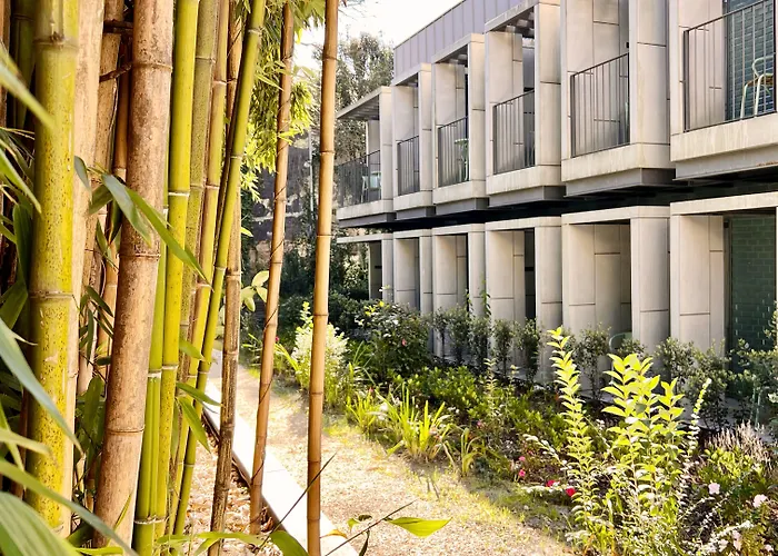 Jardim Da Batalha Boutique By Shiadu 3*