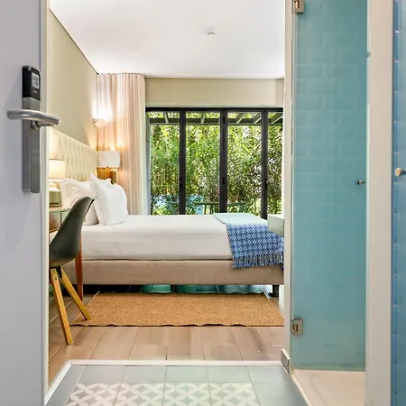 Jardim Da Batalha Boutique By Shiadu Porto